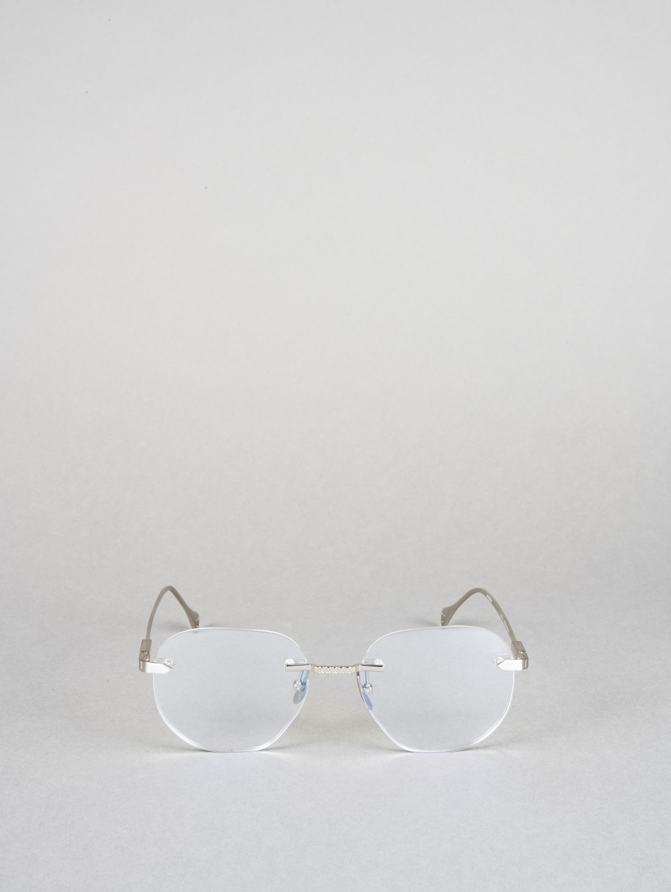IRO76-004