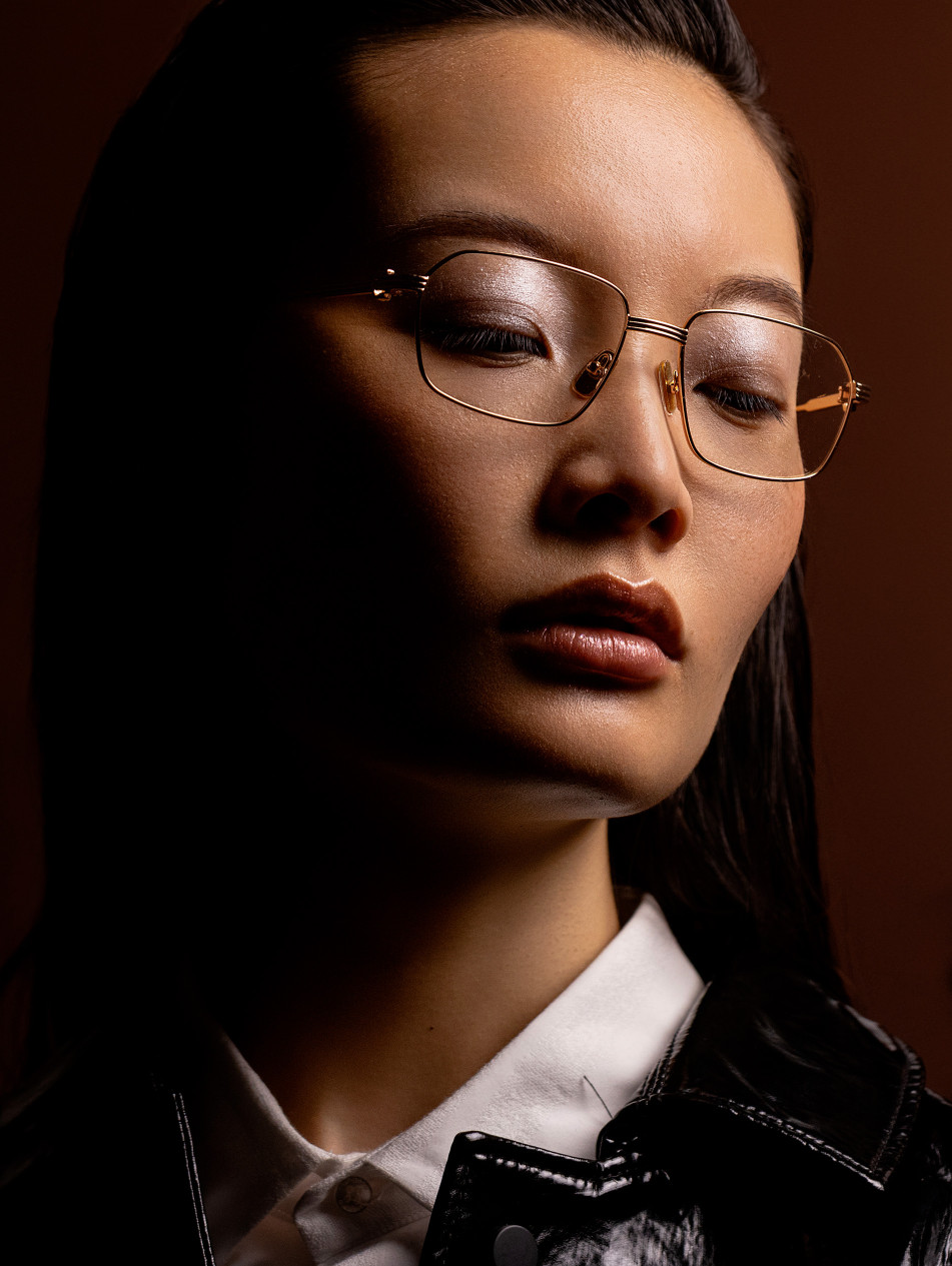 IRO102-001